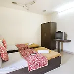 Hotel Meridian Residency