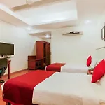 Zo Rooms Lakdi Ka Pool