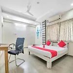Oyo 3607 Apartment Gachibowli