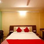 Oyo 14671 Sri Sai Regency