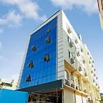 Oyo Flagship 13544 Sri Sai Nilayam
