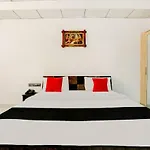 Oyo 986 Hotel Akhand Homes