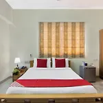 Oyo 44 Silverkey Madhapur