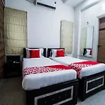 Oyo 14731 Hallmark Inn Kukatpally