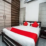 Oyo 14731 Hallmark Inn Kukatpally