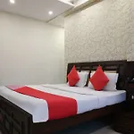 Oyo 16539 Grand Sandarshini Inn