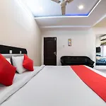 Oyo 66316 Highway Grand Residency