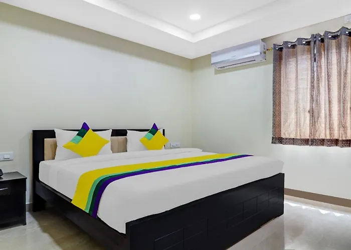 Itsy Hotels 99 Inn Hitech City