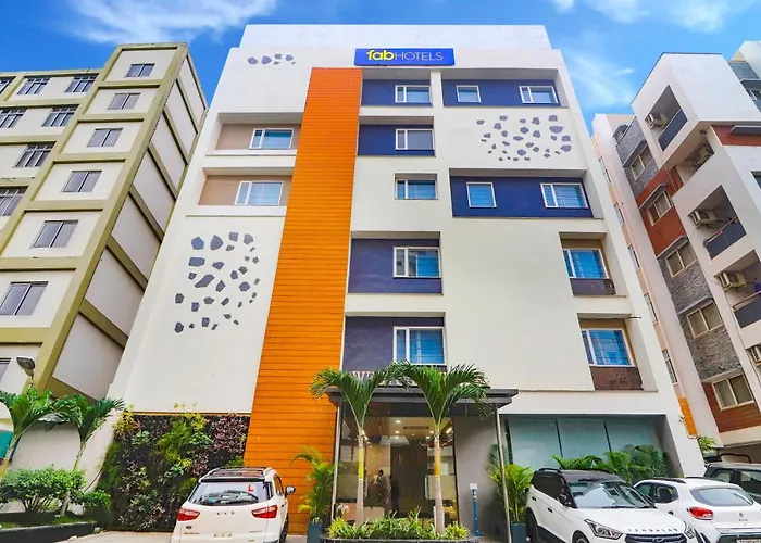 Fabhotel Eminent Suites Gachibowli