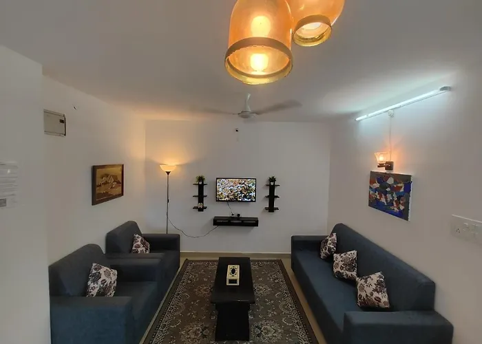 Nk Homes 202 - 2Bhk Homestay - Fast Wifi, Fully Furnished