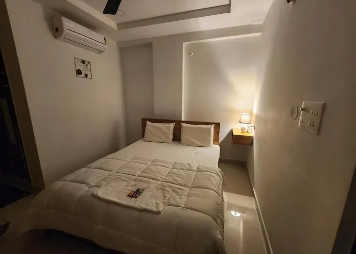 Hotel Viraaj Suites Miyapur