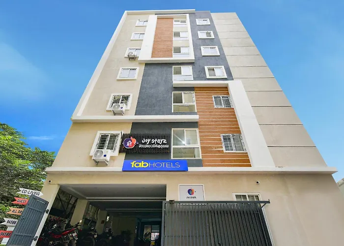 Fabhotel Joy Stayz - Nr Yashoda Hospital, Hitech City