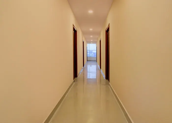 Hotel O R Inn