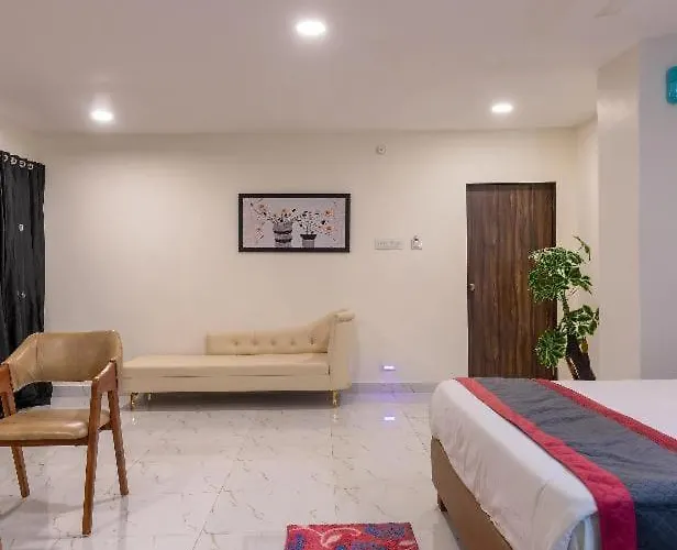Blossoms Room Hotel Abhi Residency- Opp Hitex Charminar Arch