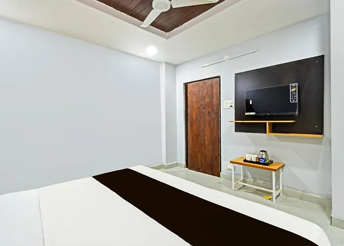 Super Hotel O Rbs Square Inn Uppal