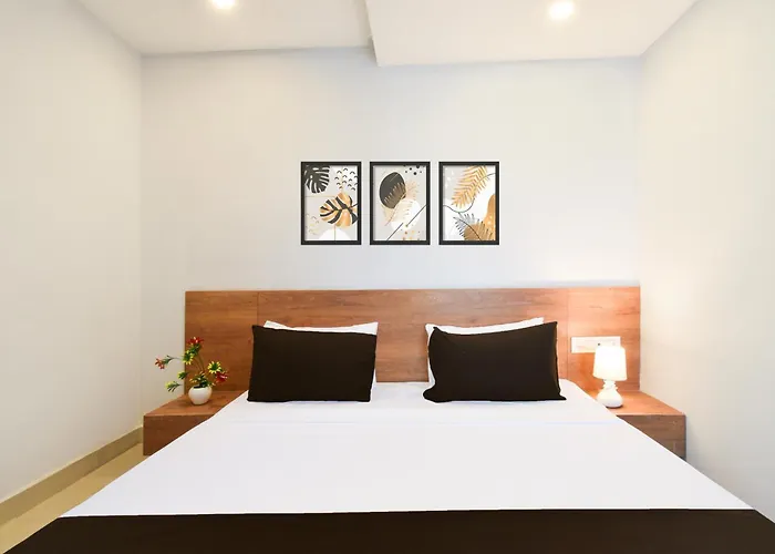 Super Hotel O Vaishnavi Residency