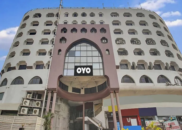 Hotel O Metro International