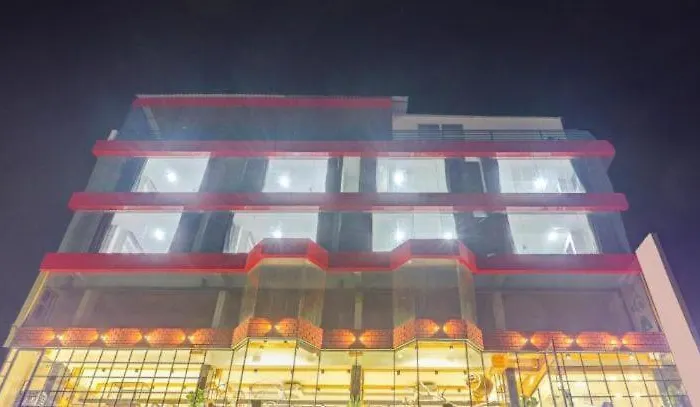 Blossom Rooms Hotel Destination Inn- Banjara Hills