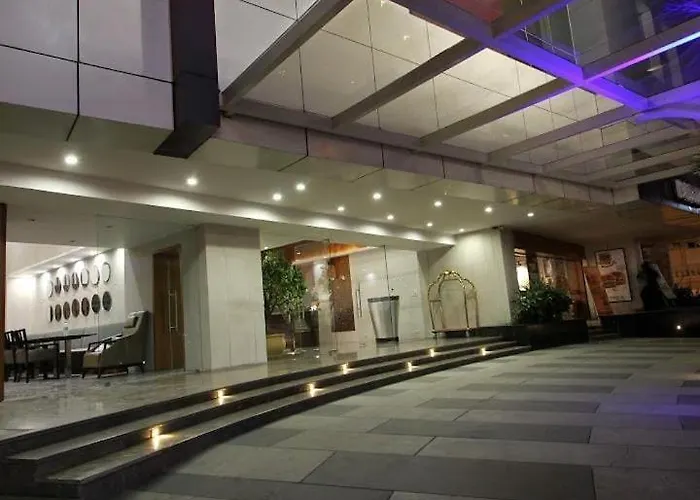 Blossoms Room Hotel Comfortel- Beside Care Hospital- Banjara Hills