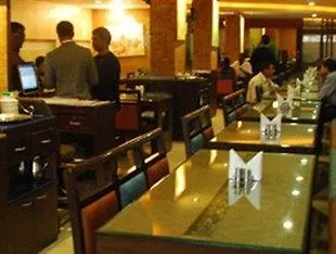 Belsons Taj Mahal Hotel