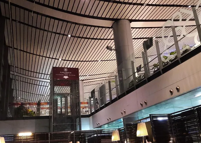 Transit Hotel By Plaza Premium Lounge