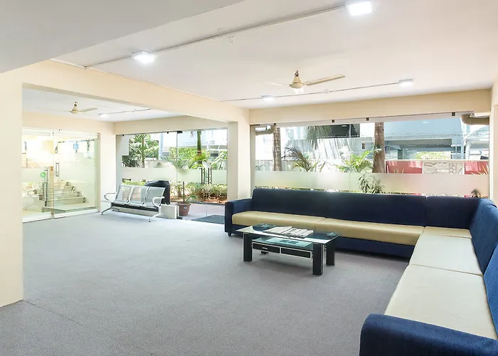 Treebo Sravya Residency
