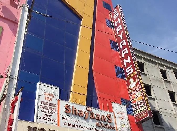 Hotel Meena Grand