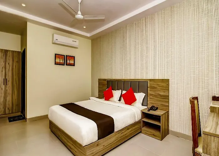 Capital O 28086 Sindhura Grand