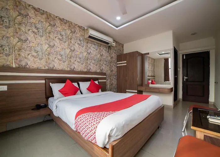 Oyo 66316 Highway Grand Residency