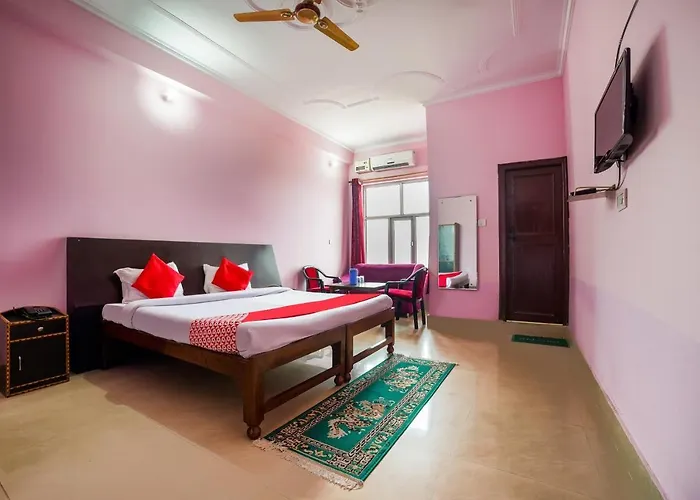 Oyo 72767 Hotel Sri Sai Krupa
