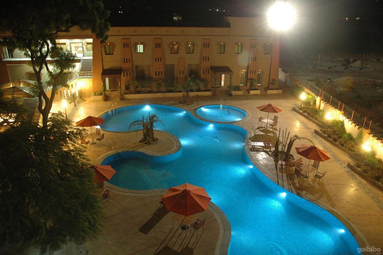 Papyrus Port Resort 3*