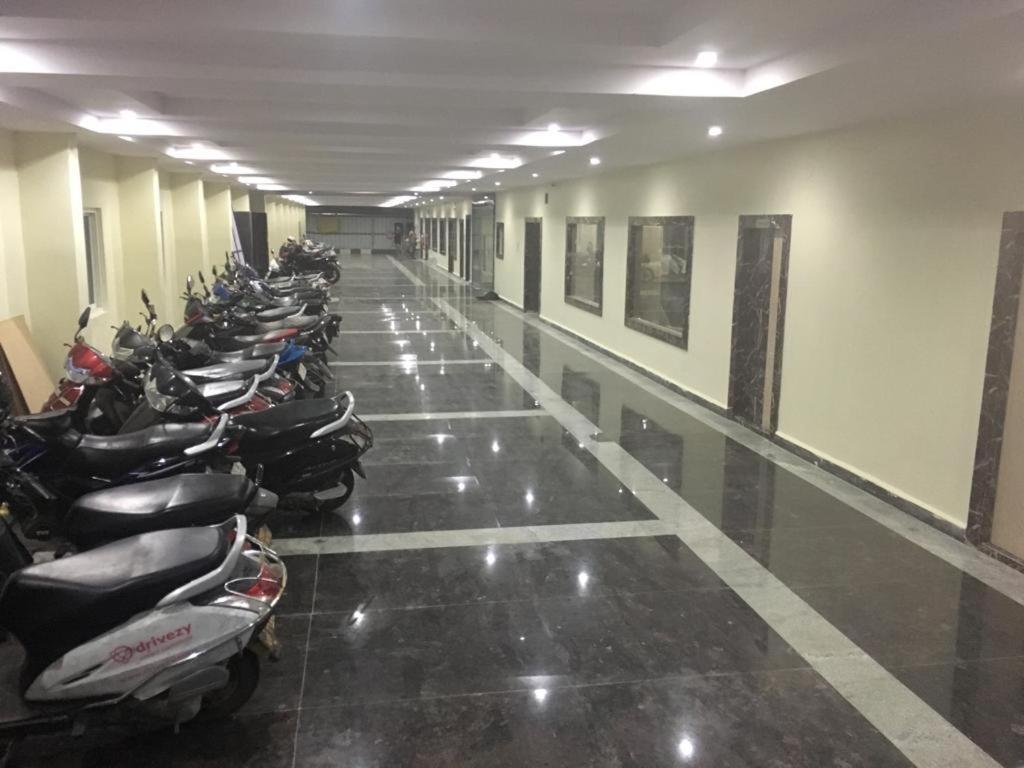 Aashraya Hospitalities 2*