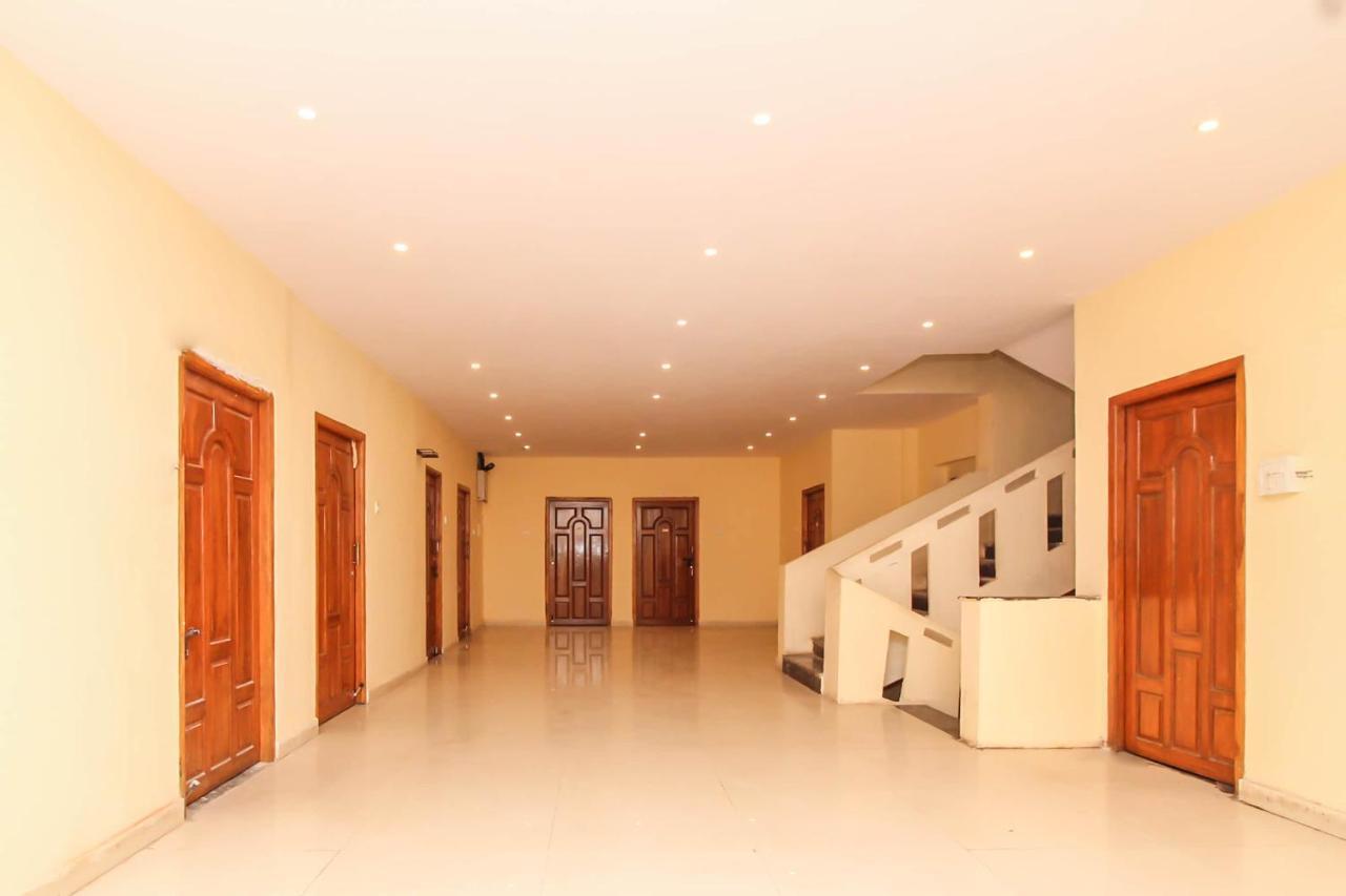 Oyo 7343 Al Shareef Palace Hotel