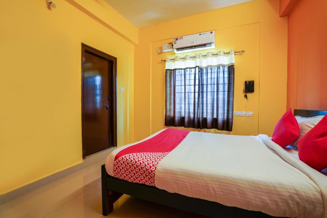 Oyo 70286 Svr Grand Hotel