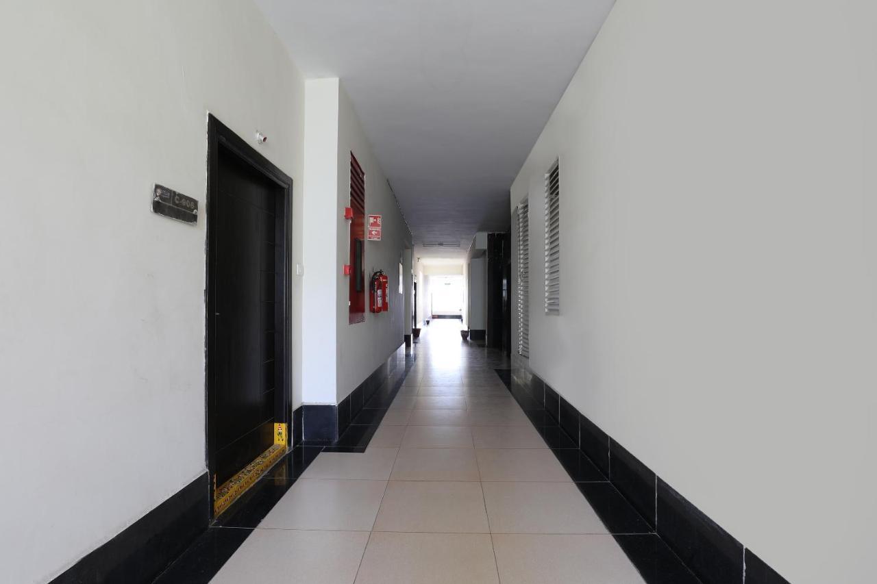 Oyo 11919 Dock 3* Hyderabad