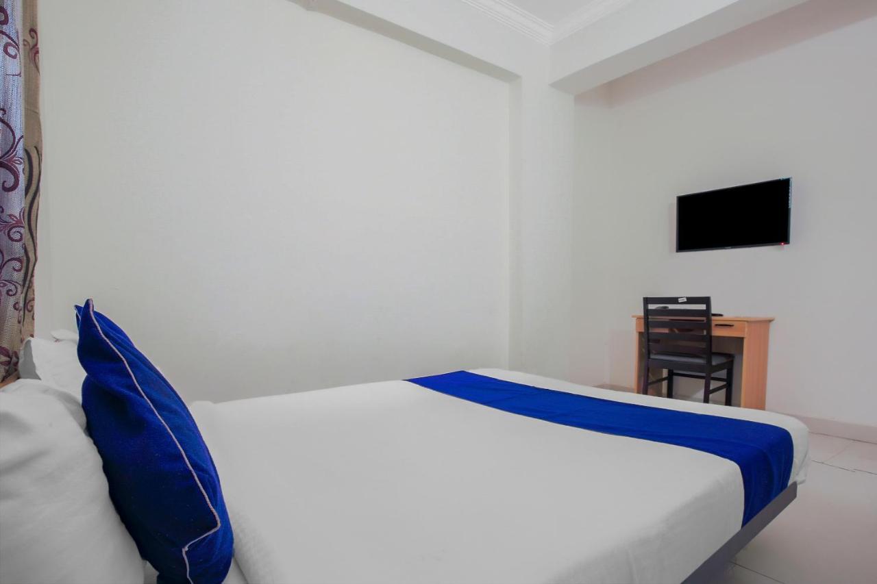 Oyo Silverkey 74581 Nallagandla Hyderabad