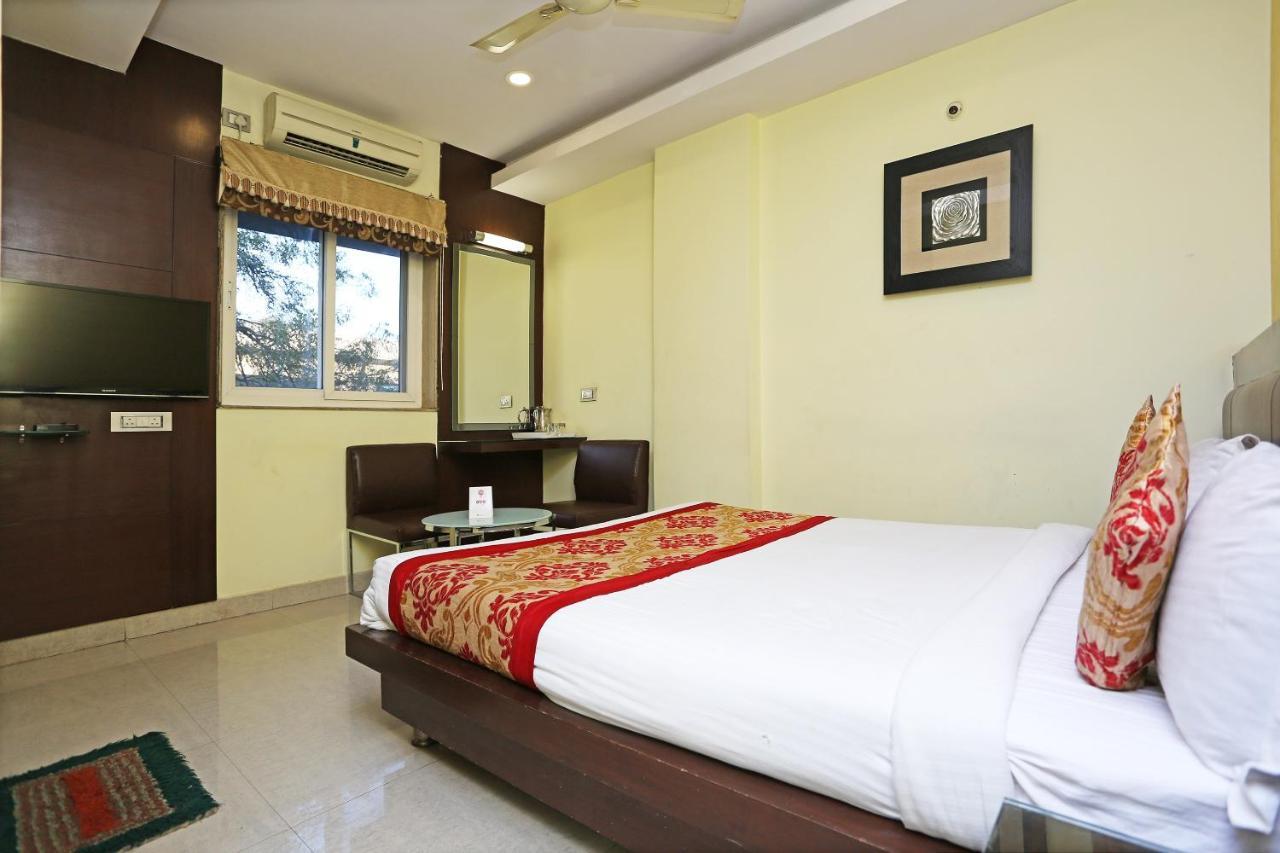 Oyo 1421 Nirmal Excellency 3* Hyderabad