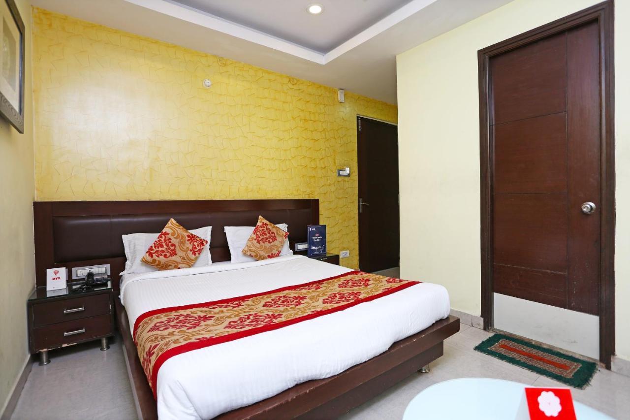 Oyo 1421 Nirmal Excellency Hyderabad