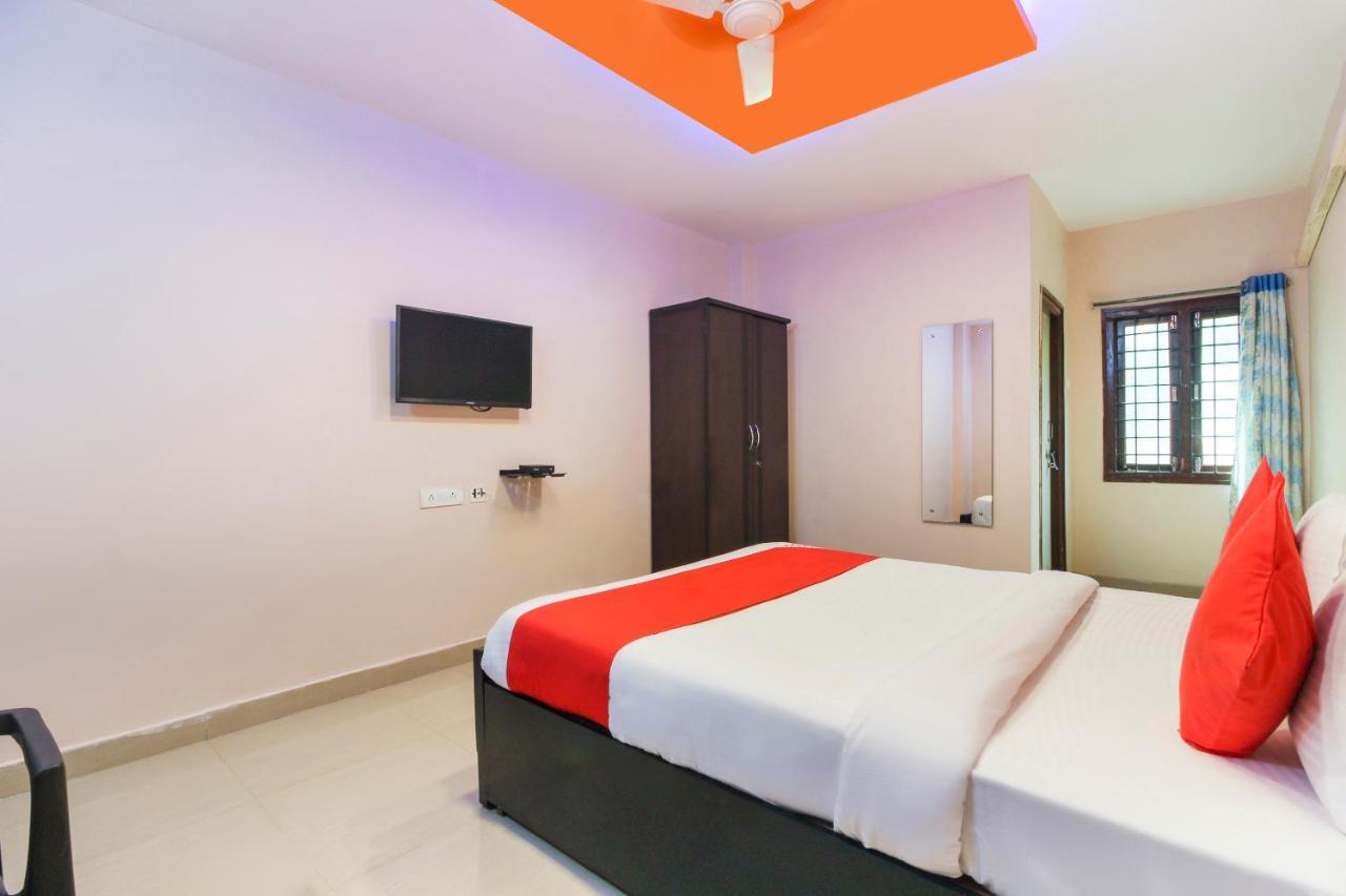 Oyo 47332 Hotel Rest Inn 3* Hyderabad