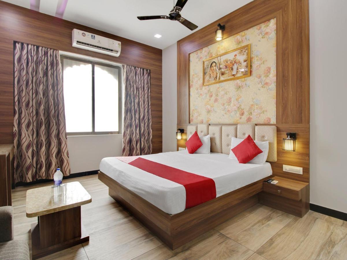 Hotel Oyo 73851 Comfort Lakdikapul
