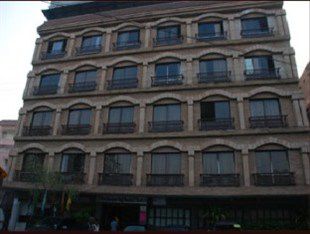 Belsons Taj Mahal Hotel