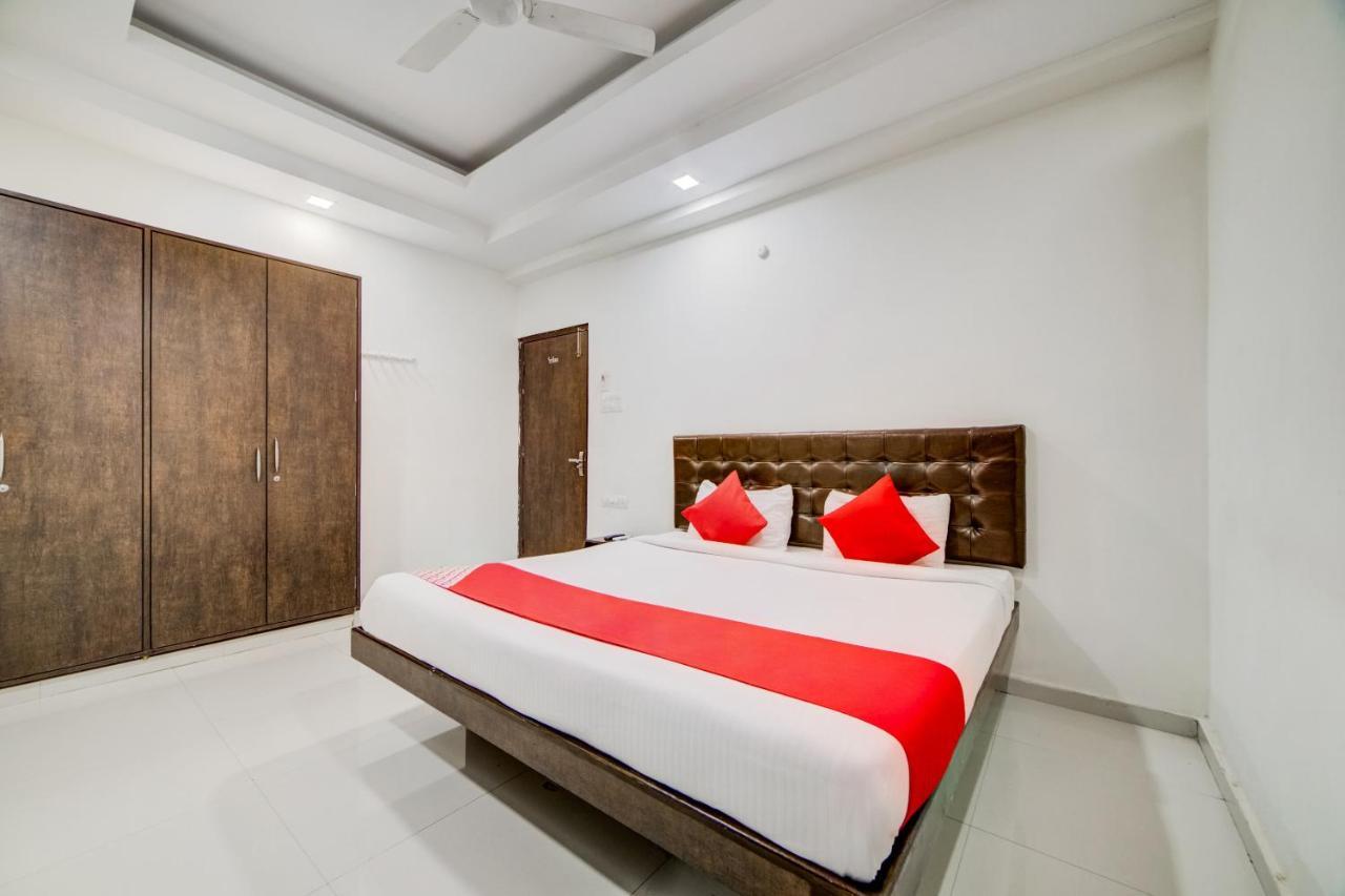 Hotel Capital O 13671 Qualia