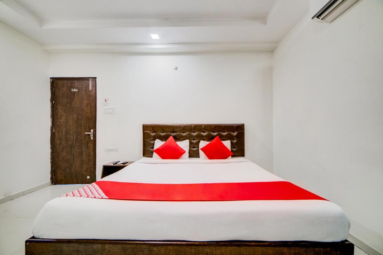 Hotel Capital O 13671 Qualia 3*