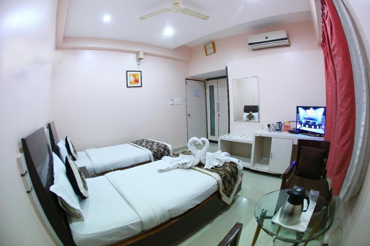 Fabexpress Tourist Plaza 3*