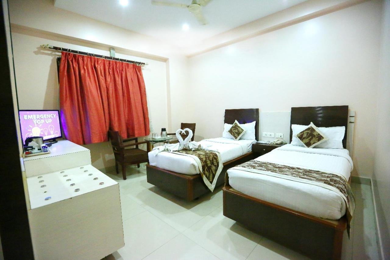 Fabexpress Tourist Plaza 3*