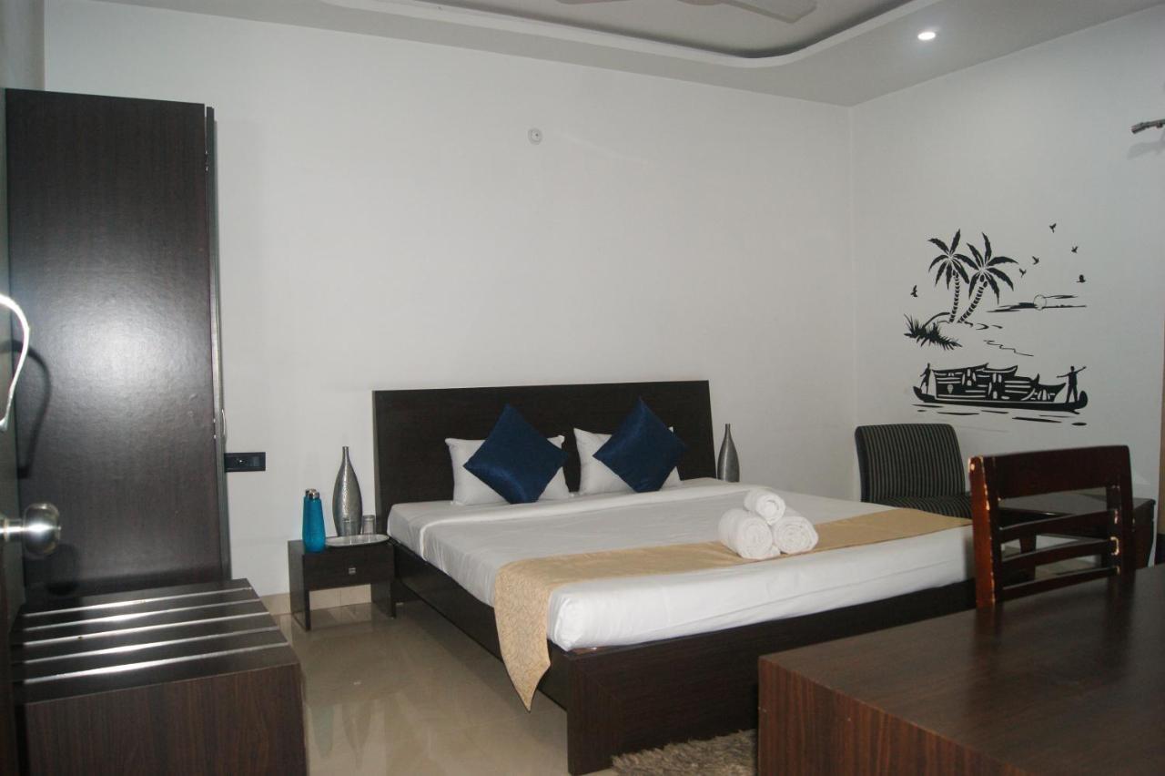 Hill View Jubilee Hills * Hyderabad