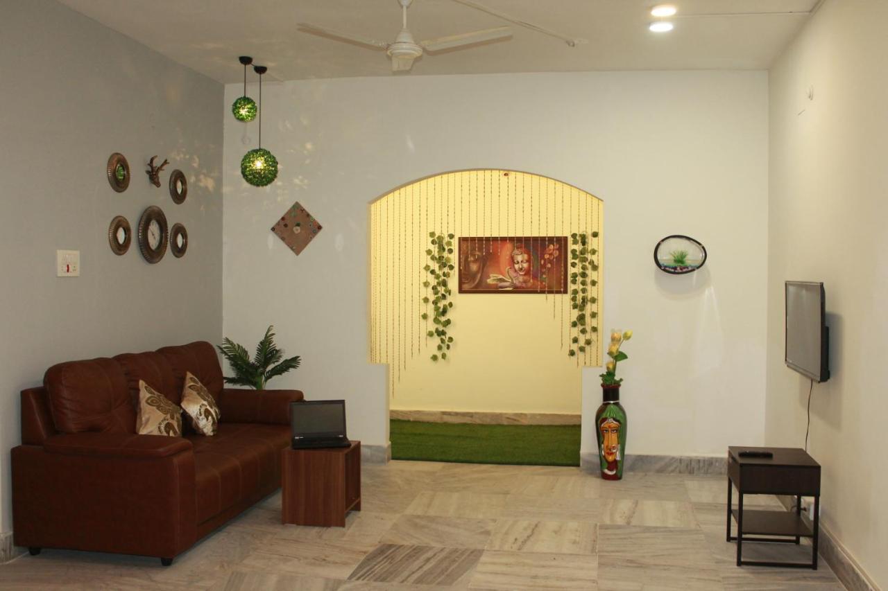 Destination Homes - A Perfect Family Stay, Ameerpet