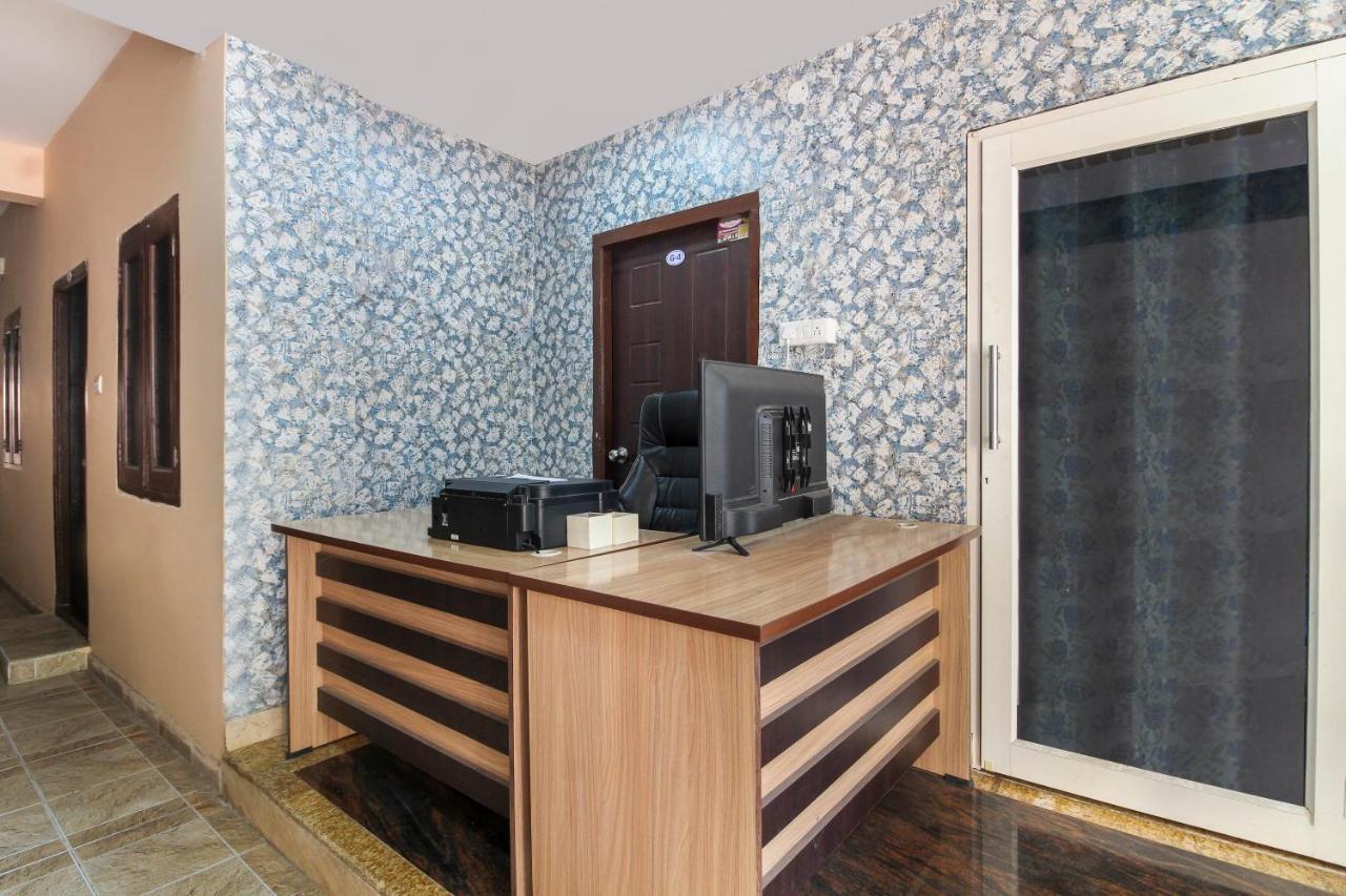 Hotel Oyo 47332 Hotel Rest Inn Hyderabad