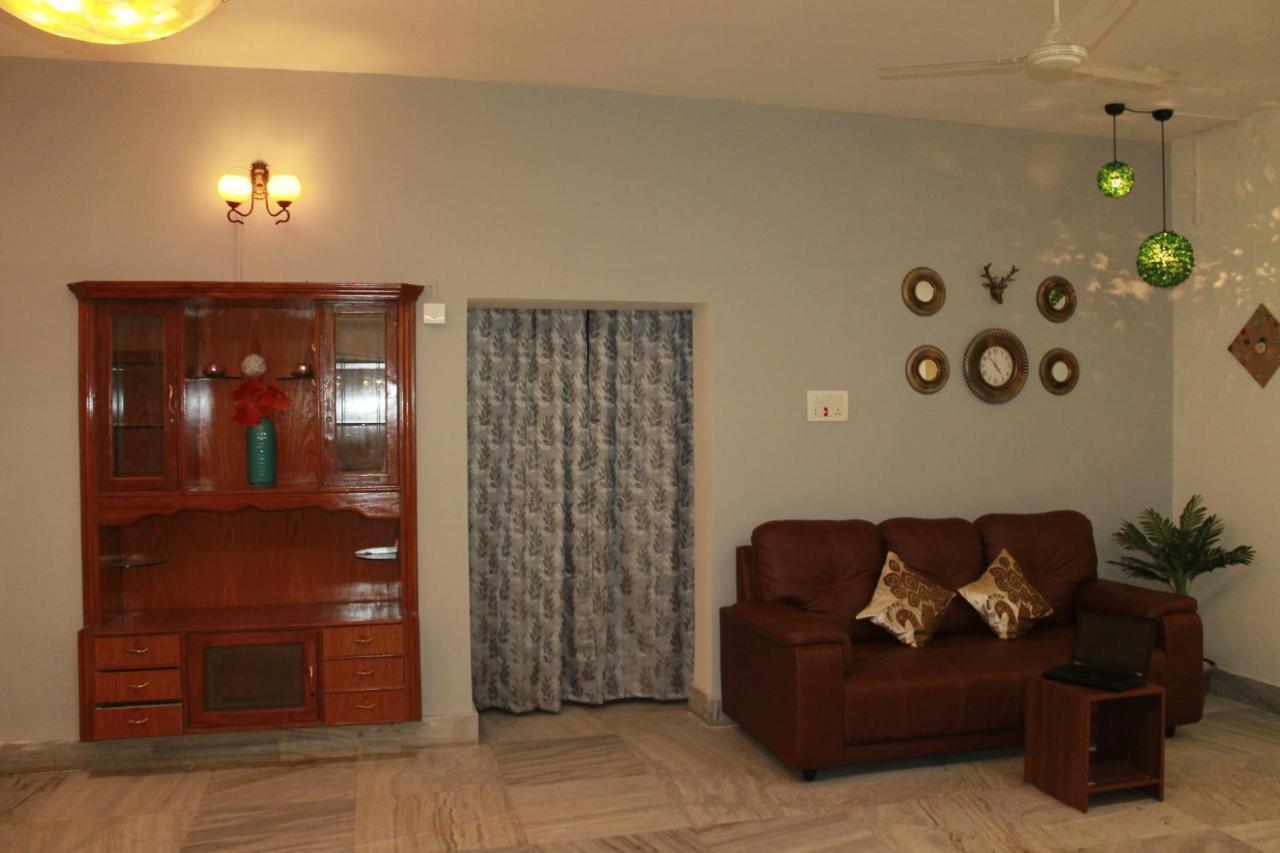 Destination Homes - A Perfect Family Stay, Ameerpet Holiday home Hyderabad
