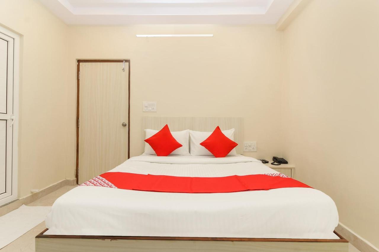 Oyo 29928 Sai Manikanta Residency 3*